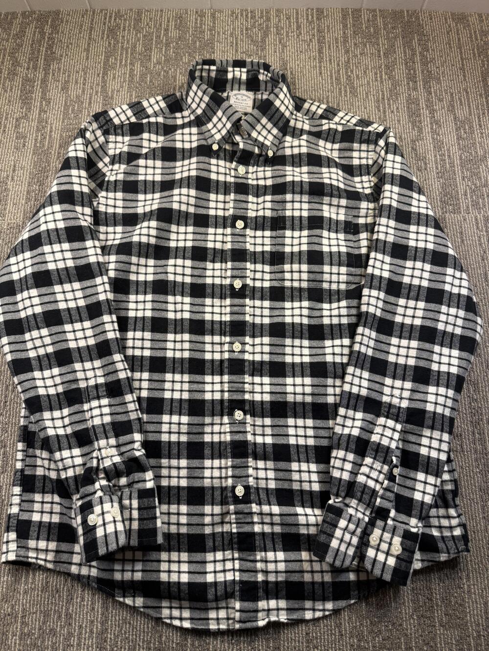 Brooks Brothers Shirt Mens Medium Black Plaid Flannel Long Sleeve Button Down